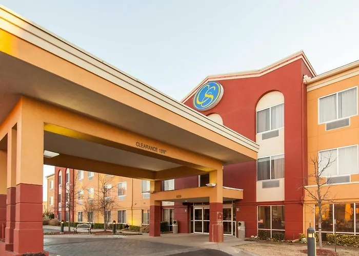 Comfort Hotel 4*